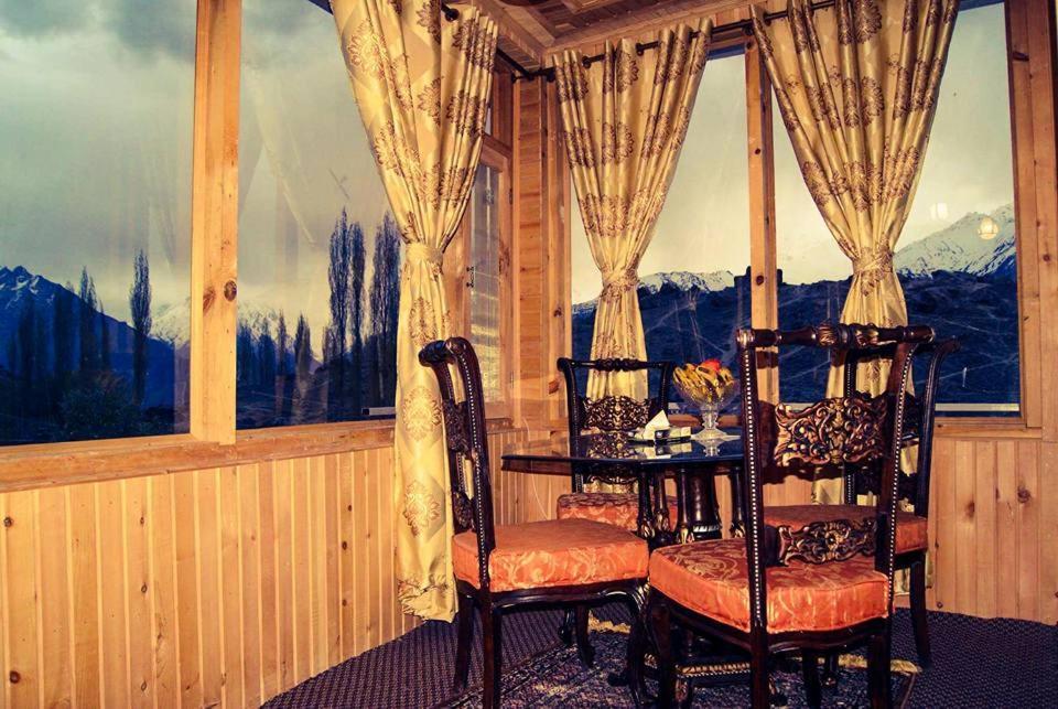 Fairy Land Hotel Karimabad  Экстерьер фото